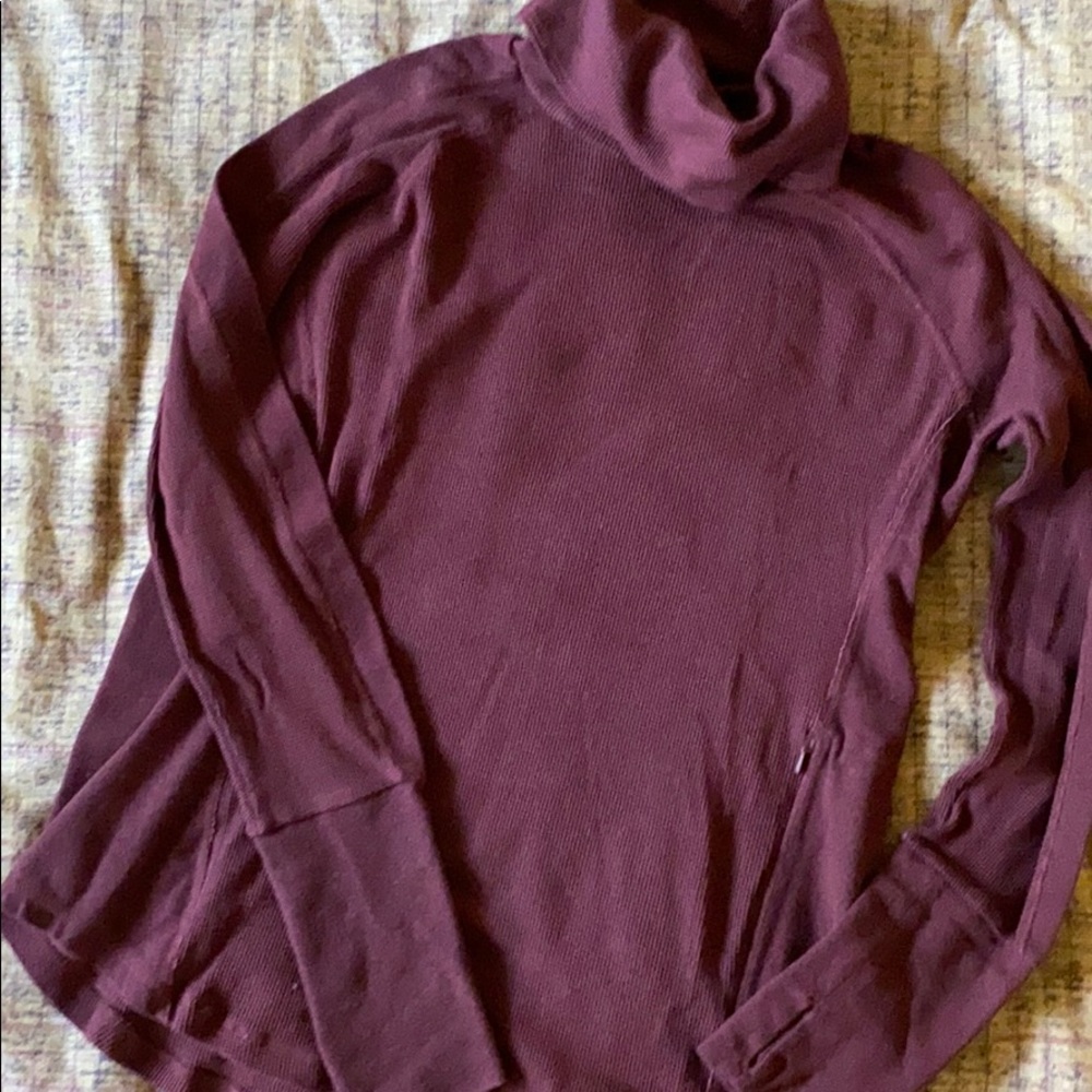 Turtleneck by Mountain Hardwear